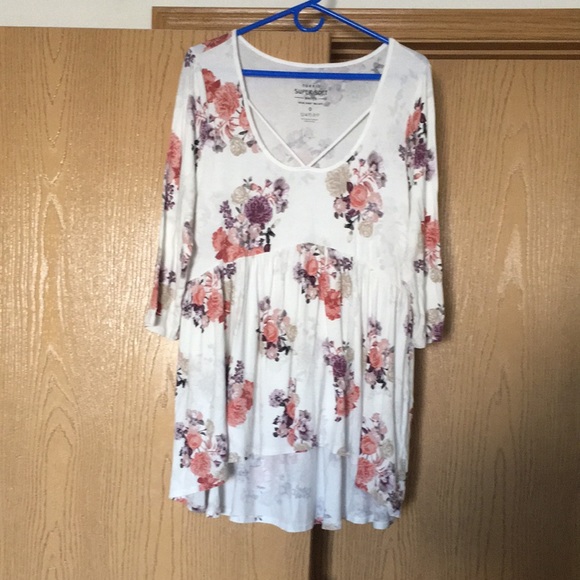 Torrid Off White Floral Babydoll 3/4 Sleeve Super Soft Knit Top Size 0 Large 12